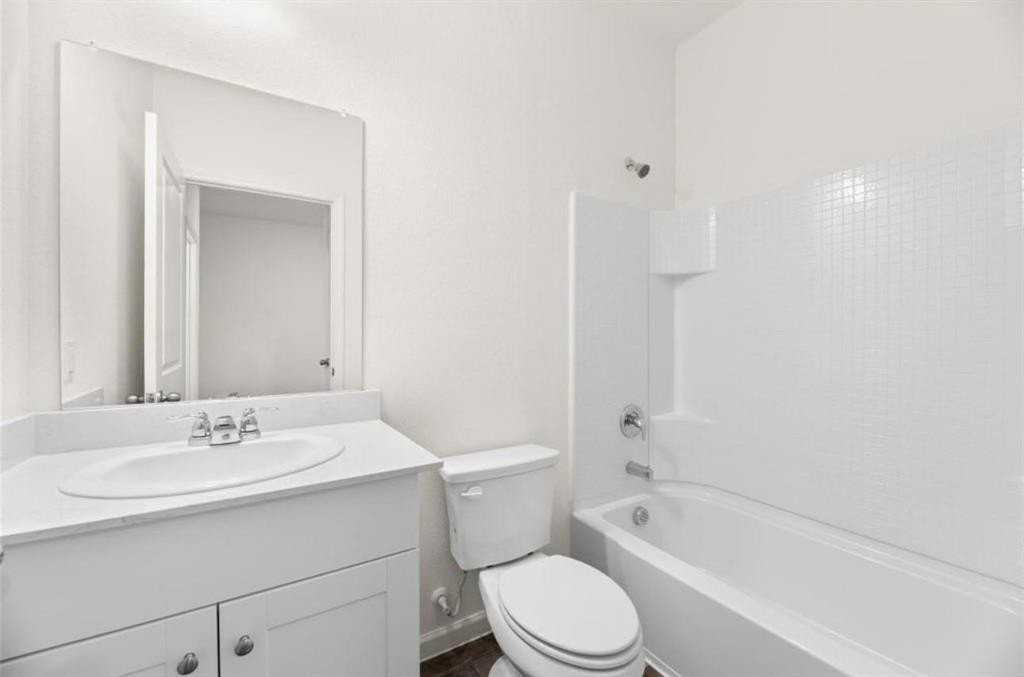 10308 Holycross Ln - Photo 7 of 27