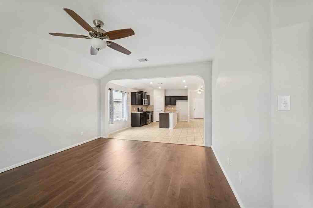 8417 Muddy Creek Dr - Photo 5 of 24