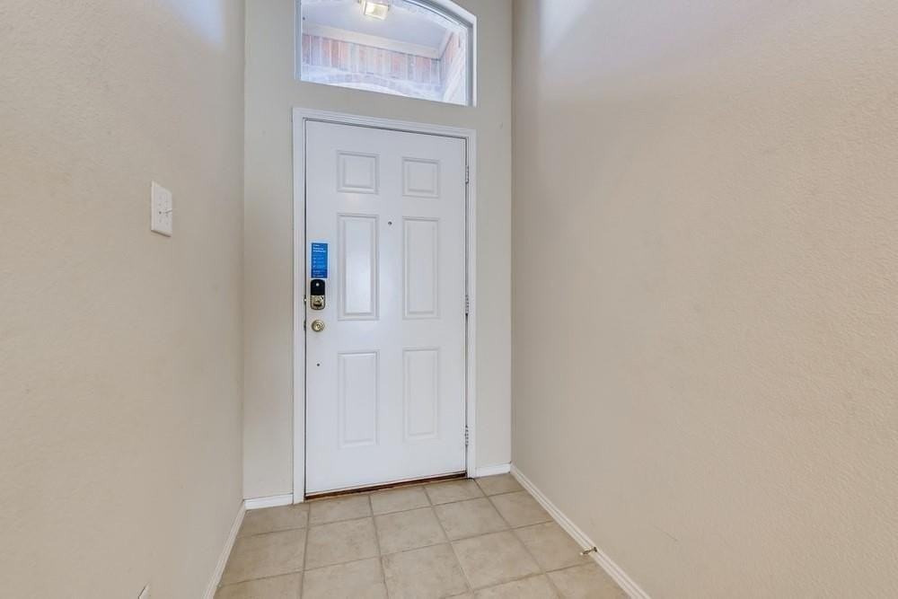 8513 Cactus Flower Dr - Photo 3 of 21