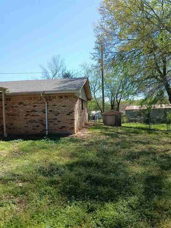 614 County Road 2110 - Photo 7 of 31