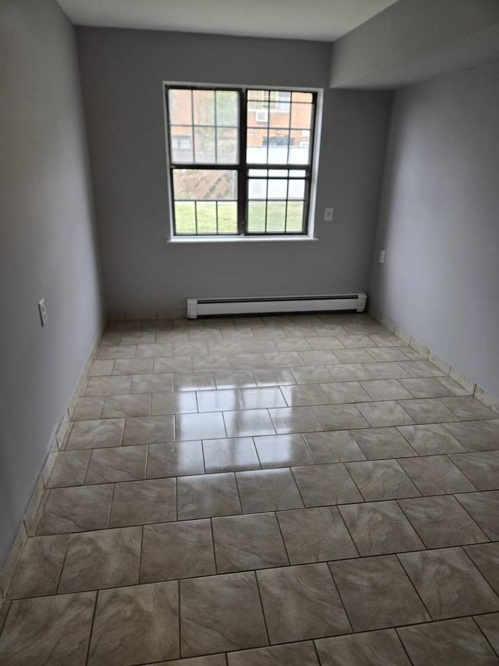 15600 79th St - Photo 6 of 7