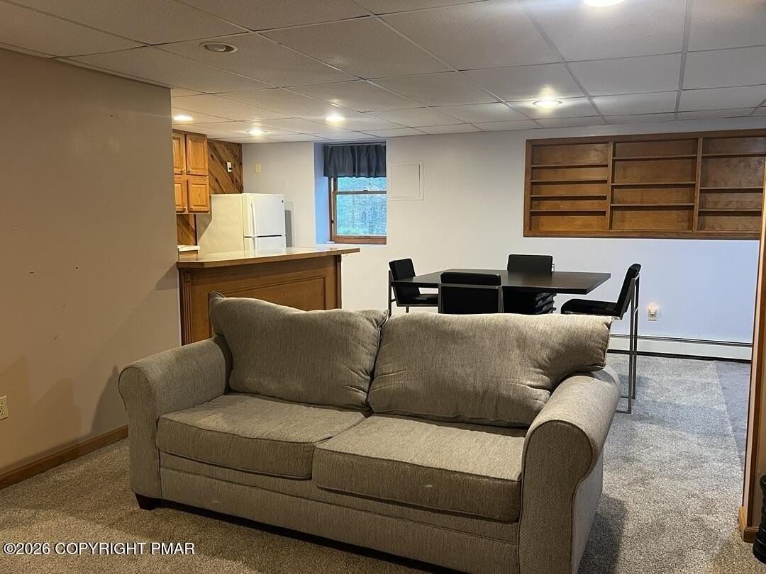 370 Andrew Cir - Photo 5 of 15