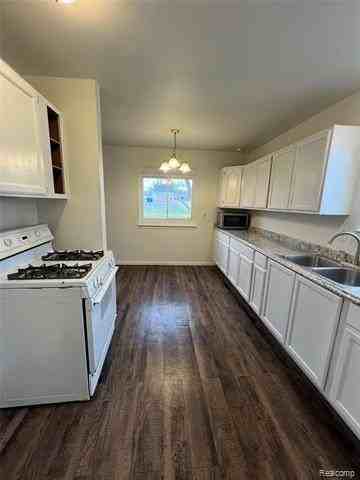 11409 Westpoint St - Photo 4 of 20