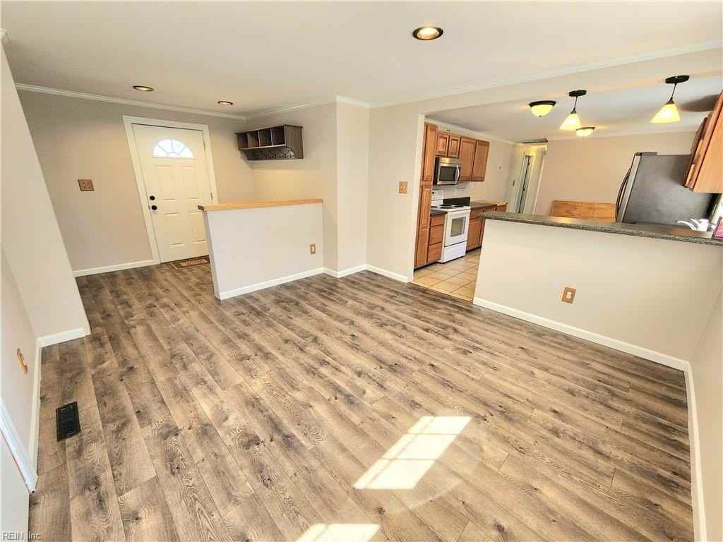 924 Scenic Blvd #23322 - Photo 6 of 46