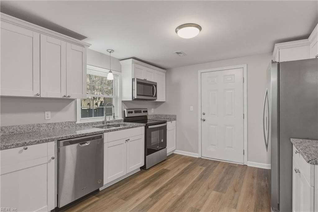 720 Forbes St - Photo 3 of 29