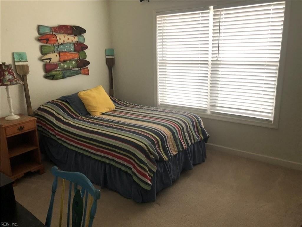 320 Sandbridge Rd #402 - Photo 6 of 10