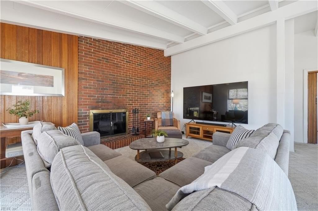 1937 Indian Run Rd - Photo 6 of 38