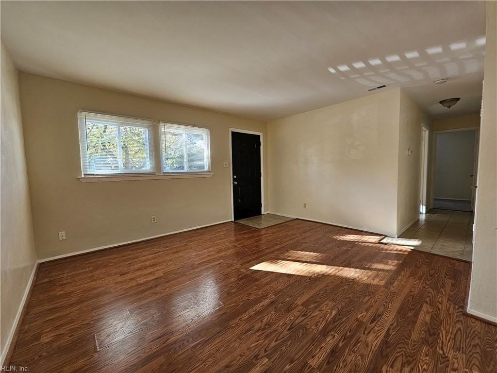 3512 Wayne St - Photo 2 of 19