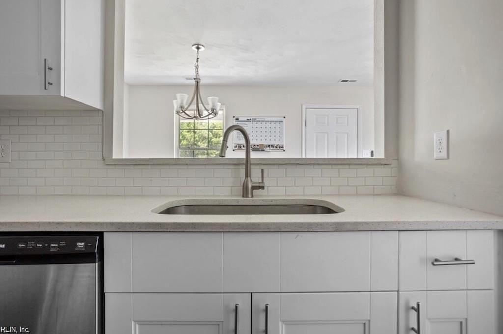 2206 Berkley Ave - Photo 4 of 23