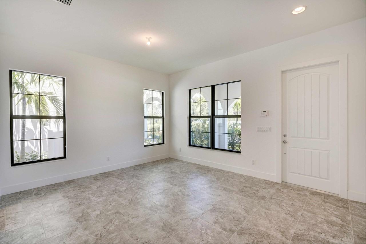 13221 Alton Rd - Photo 4 of 50