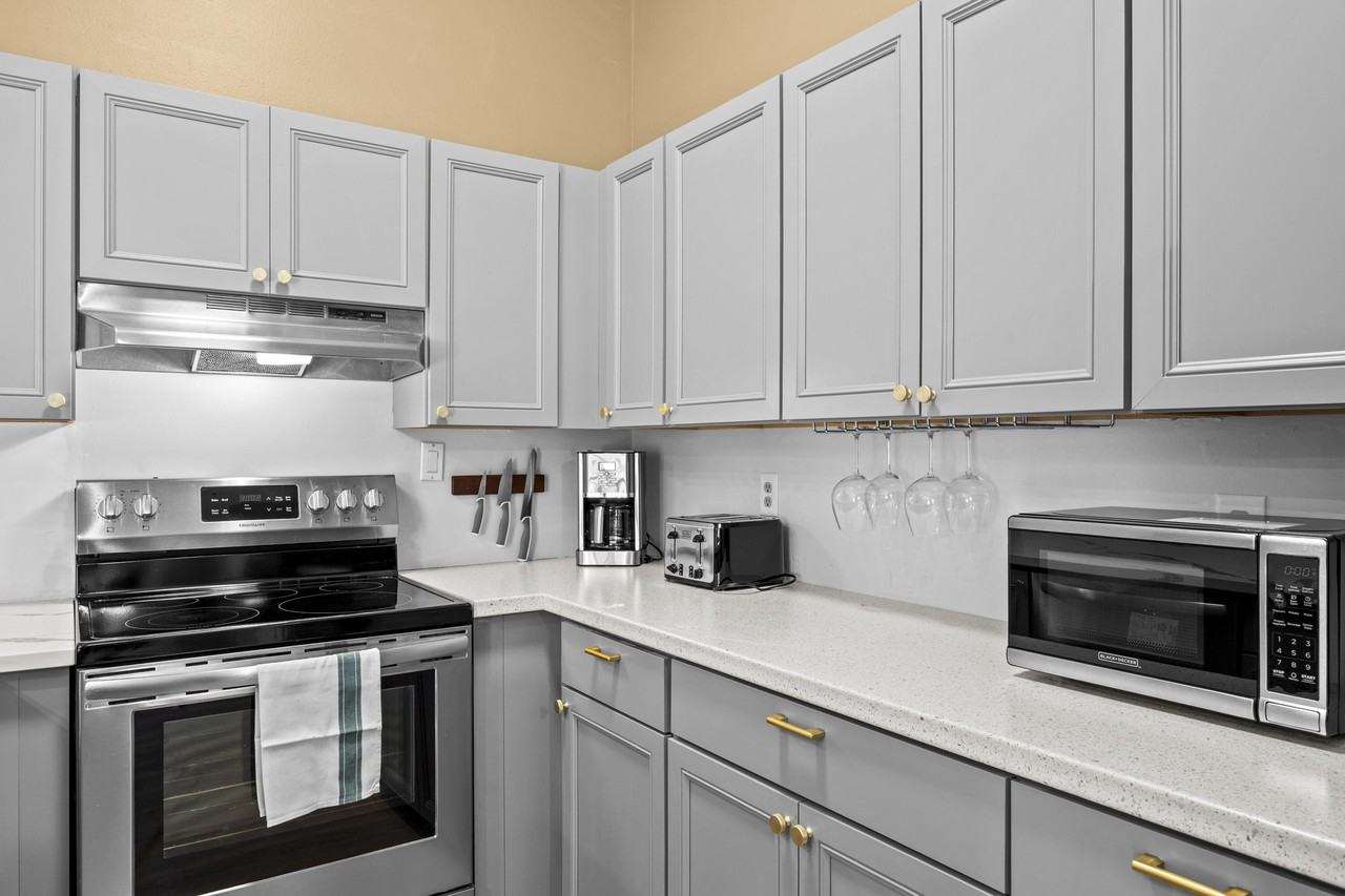 1368 Periwinkle Pl - Photo 7 of 22