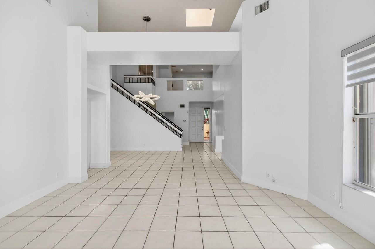 7848 Travlers Tree Dr - Photo 7 of 50