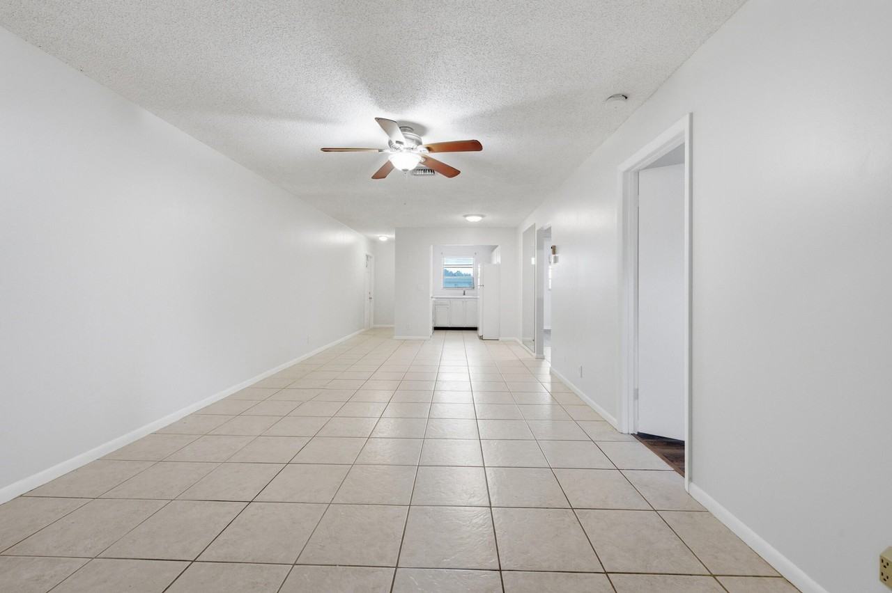 410 W Palm St Apt B28 - Photo 7 of 24