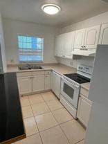 4951 Wedgewood Way Apt 2 #Apt 2 - Photo 1 of 1