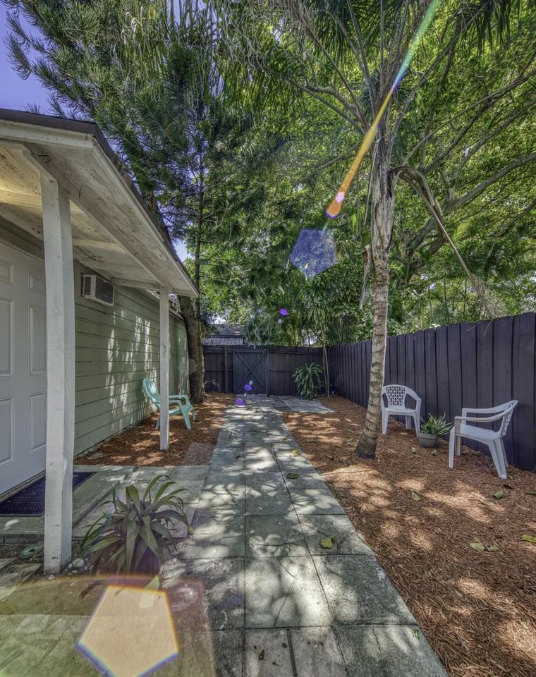 519 S M St Unit 2 - Photo 3 of 12