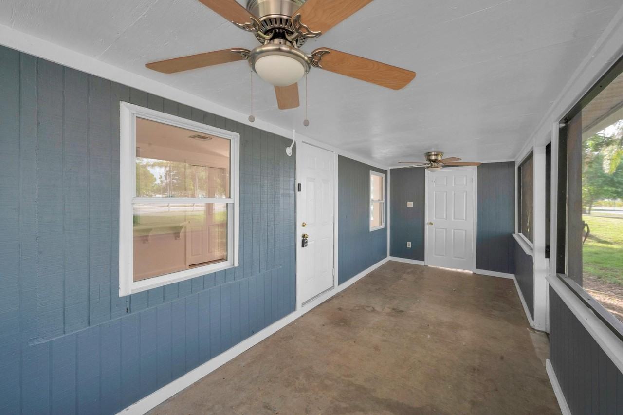 4851 Kirby Loop Rd Apt A - Photo 3 of 24