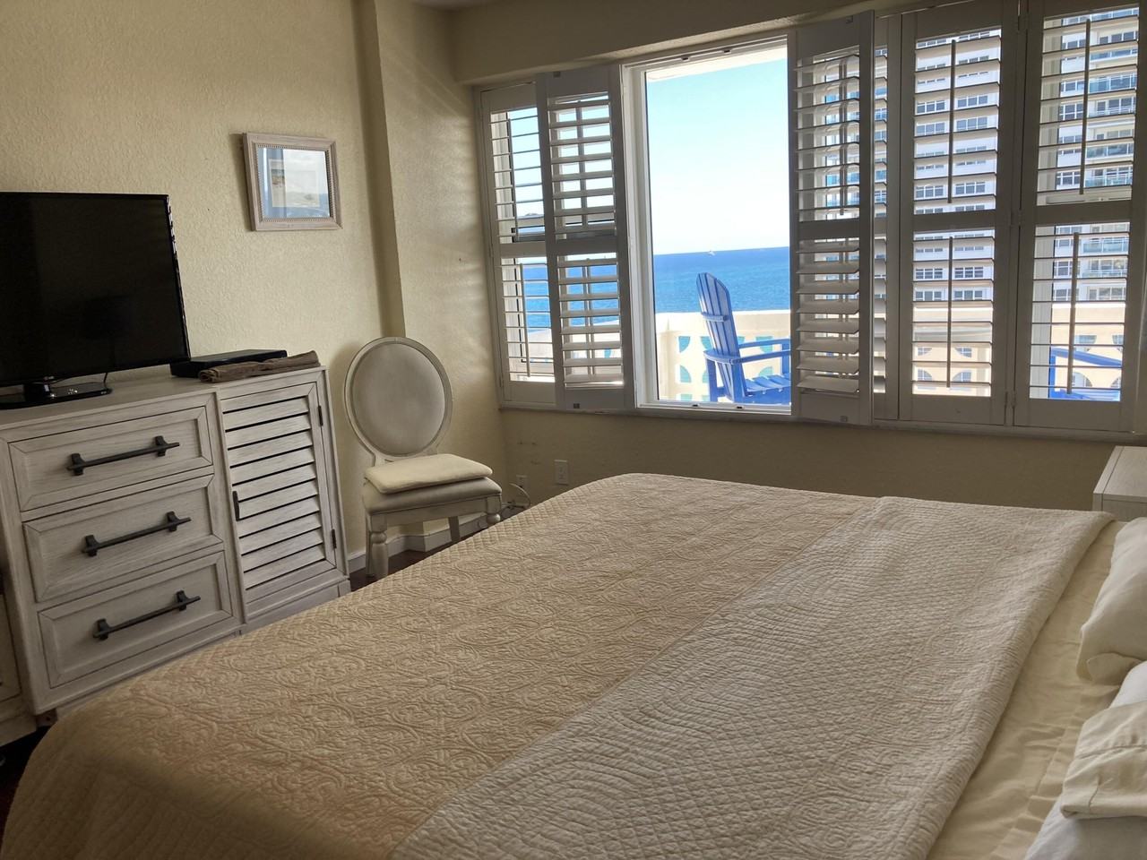 4010 Galt Ocean Dr #1209 - Photo 3 of 26