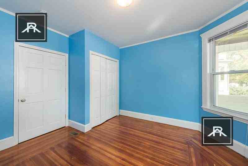 46 Hobson St - Photo 3 of 10