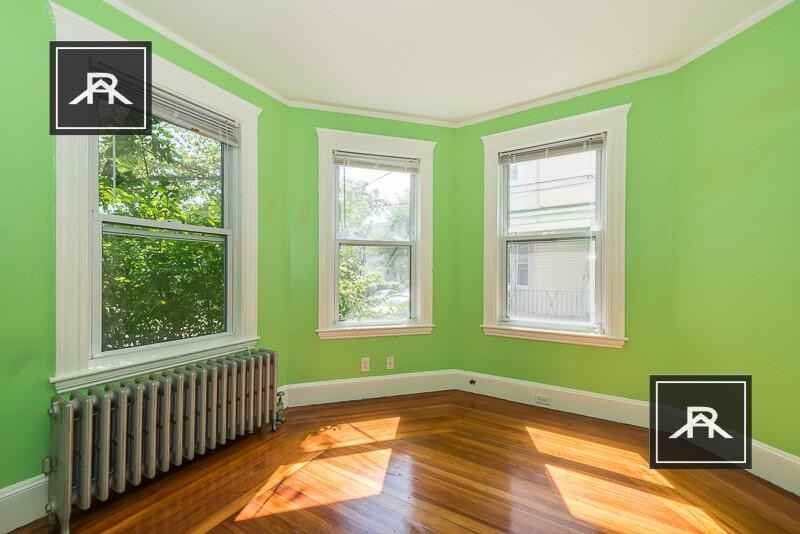 46 Hobson St - Photo 6 of 10