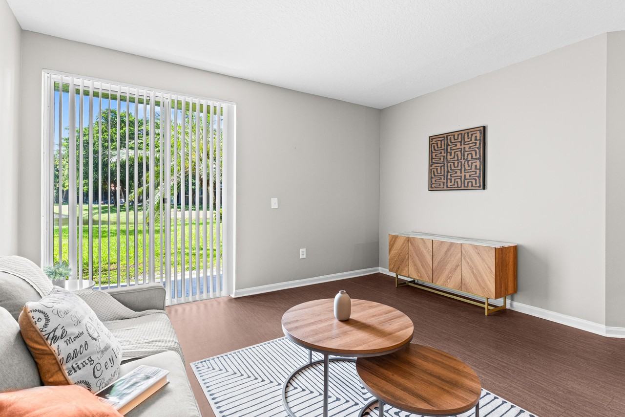 1959 Brandywine Rd #208 - Photo 4 of 36