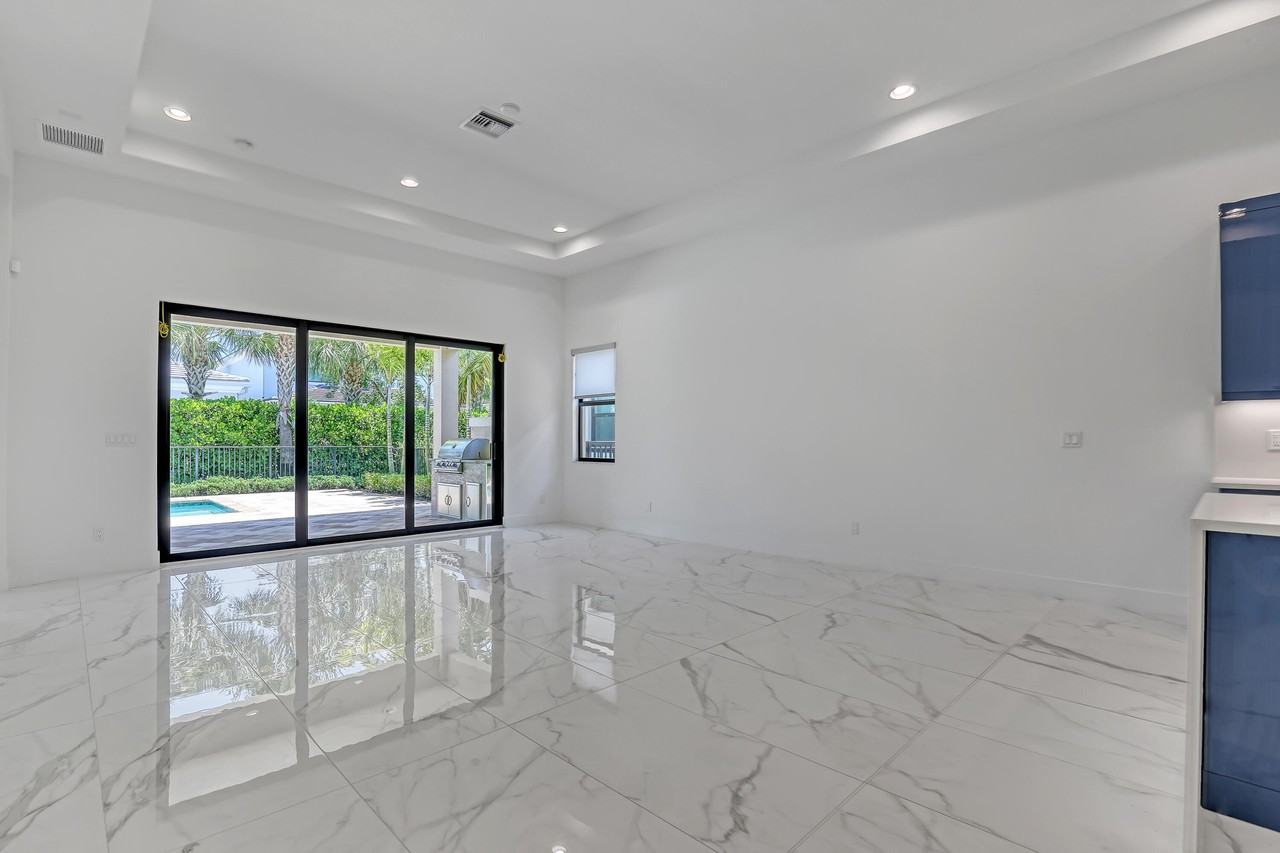 13501 Artisan Cir - Photo 6 of 14