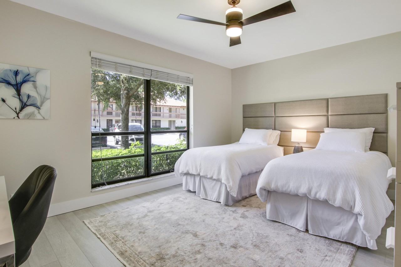 512 Brackenwood Pl - Photo 5 of 39