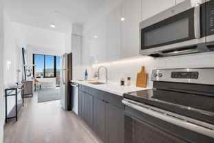 97 Newkirk St - Photo 1 of 1