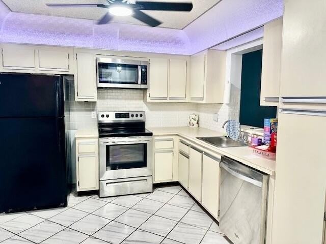 18730 Stewart Cir #5 - Photo 3 of 24
