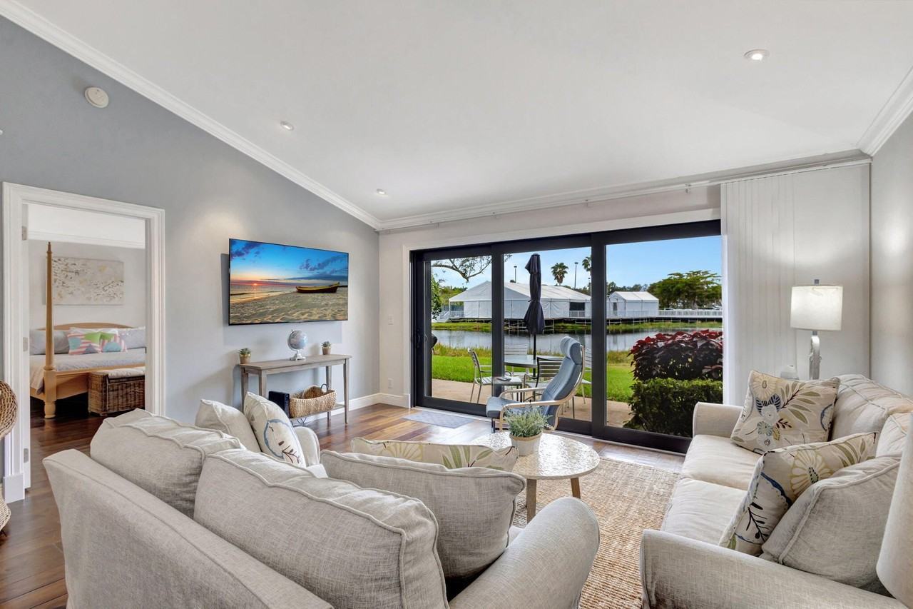 515 Club Dr - Photo 6 of 18