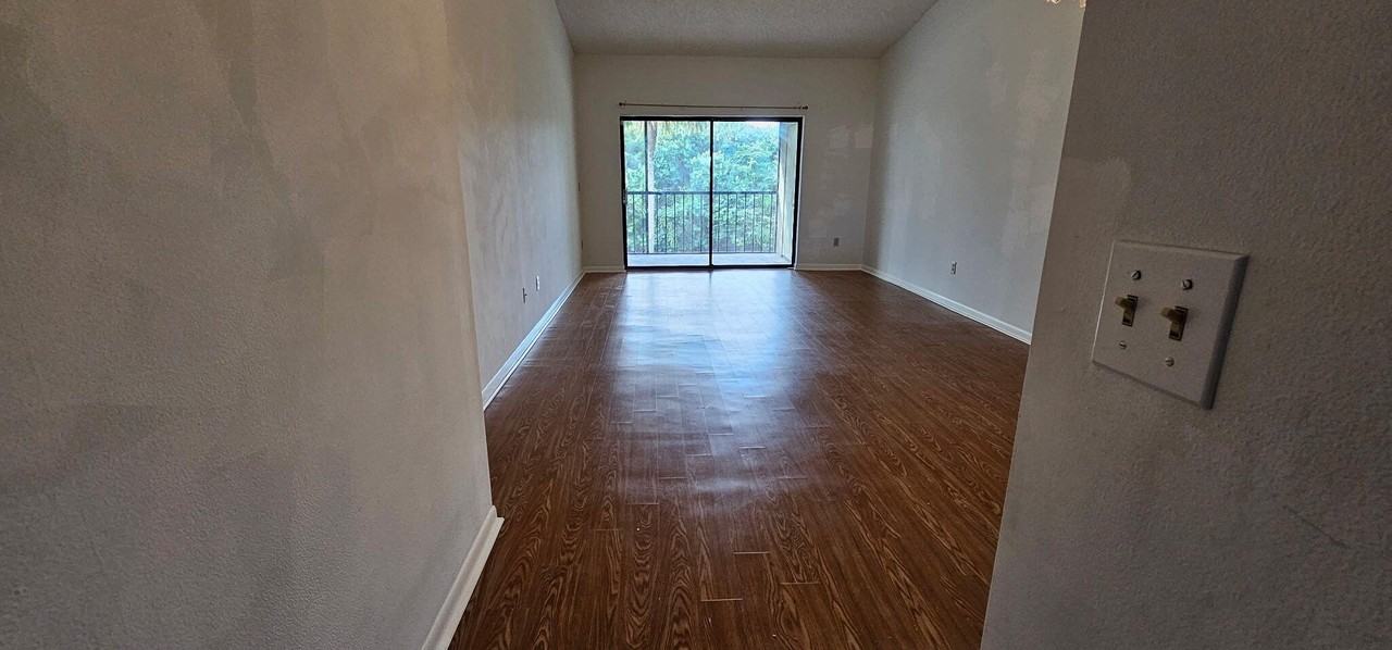 7879 Willow Spring Dr Apt 923 - Photo 3 of 20