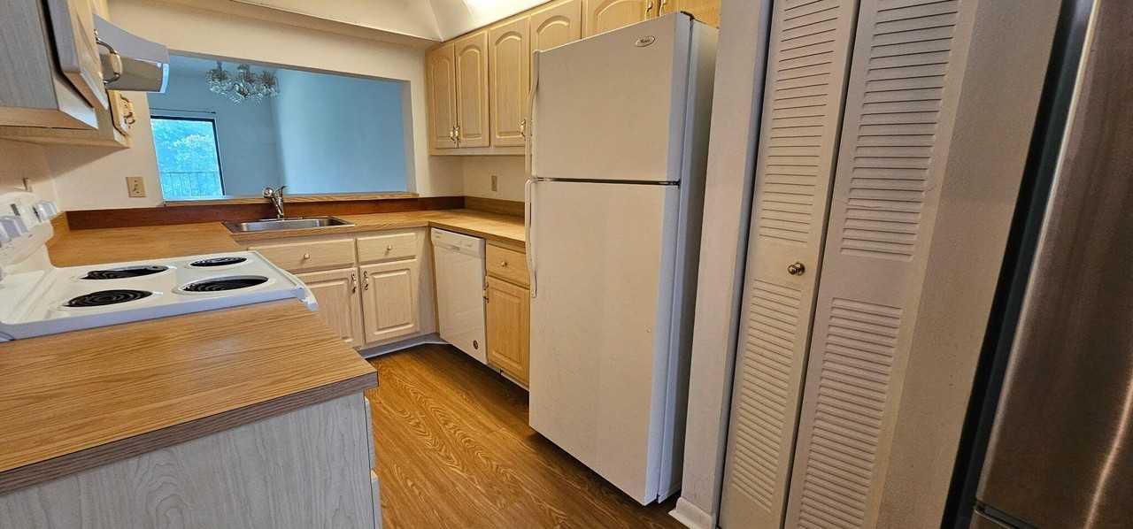 7879 Willow Spring Dr Apt 923 - Photo 5 of 20