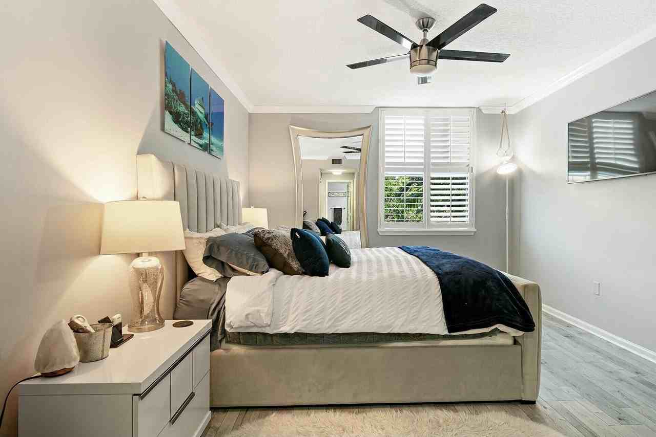 580 S Sapodilla Ave #206 - Photo 7 of 16