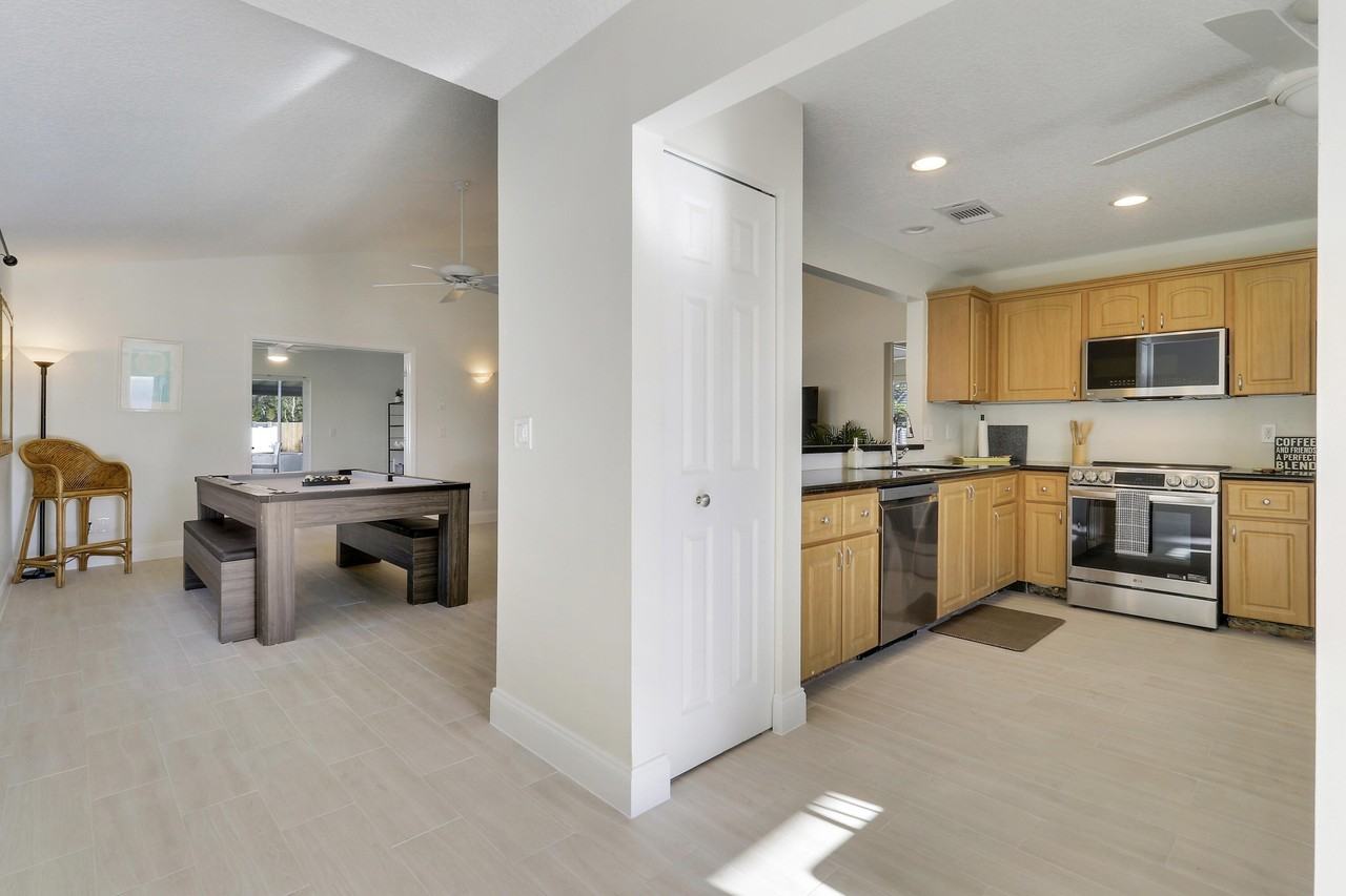 125 Arrowhead Cir - Photo 4 of 32