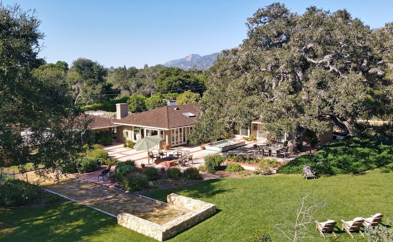 1694 San Leandro Ln - Photo 3 of 44