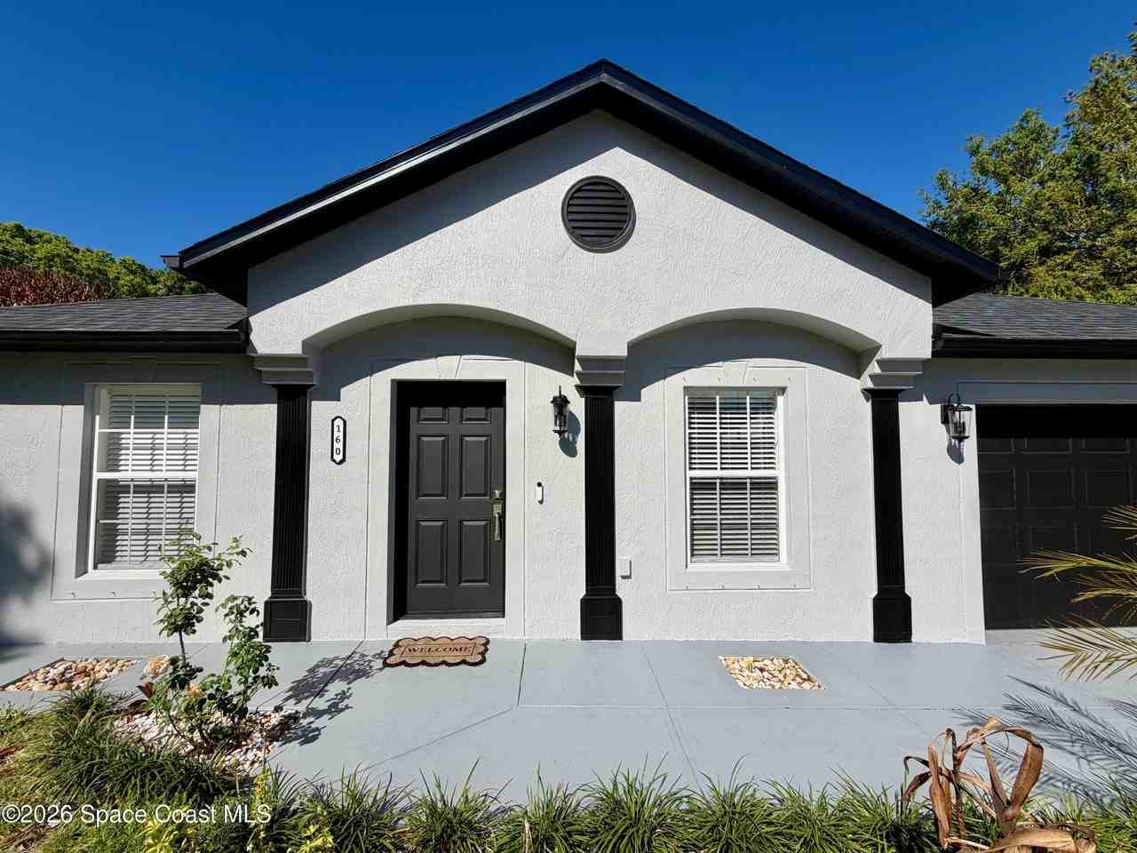 160 Eureka Ave Ne - Photo 2 of 26