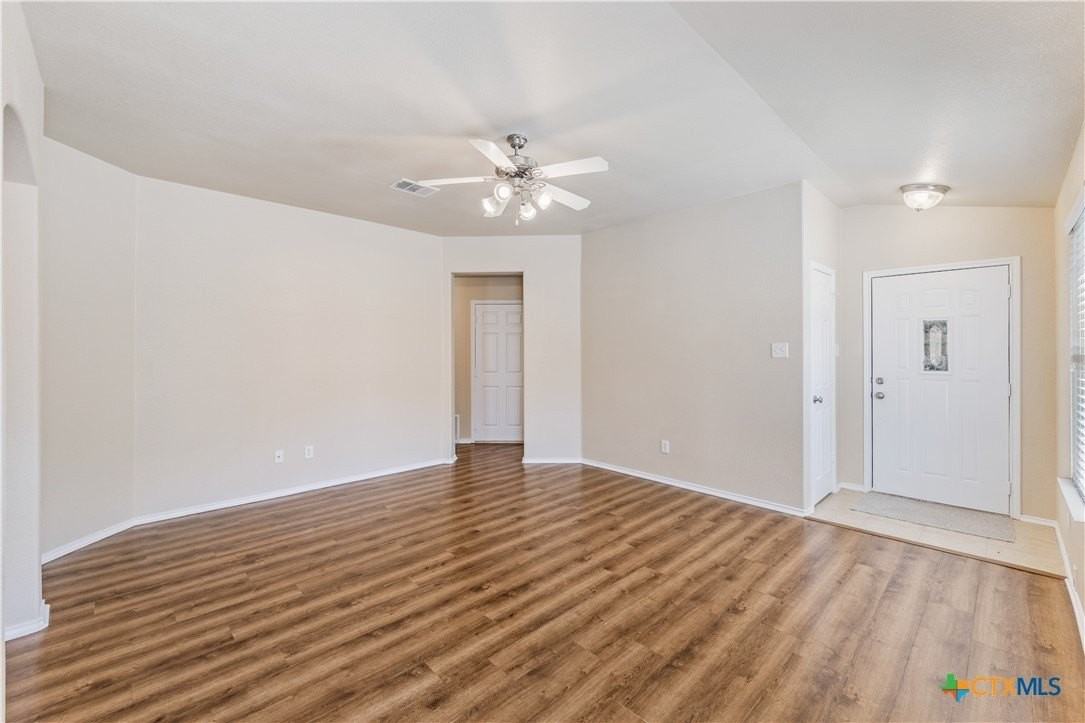 9816 Tully Weary Ln - Photo 2 of 15