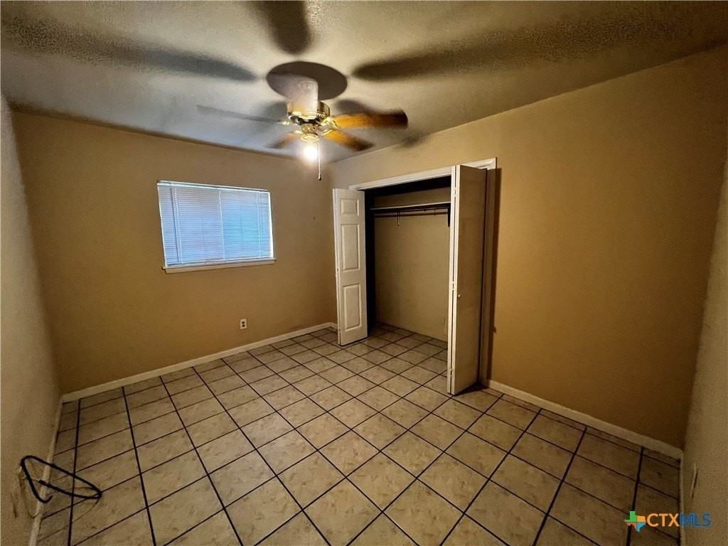 1004 Hillyer St - Photo 7 of 13