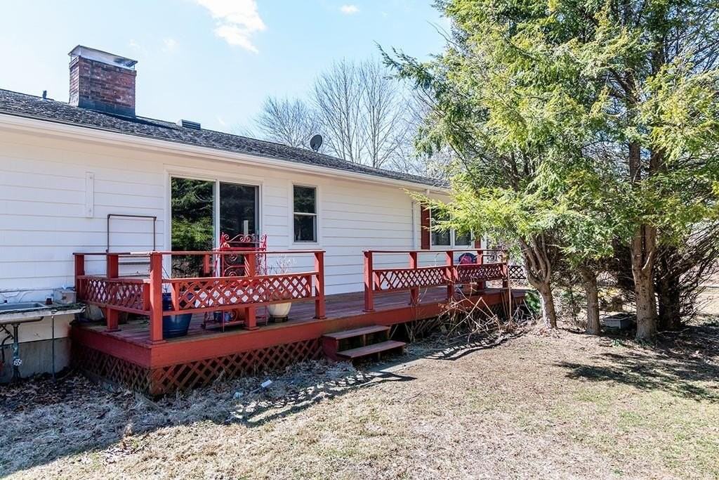 301 Wolf Rock Rd - Photo 4 of 25