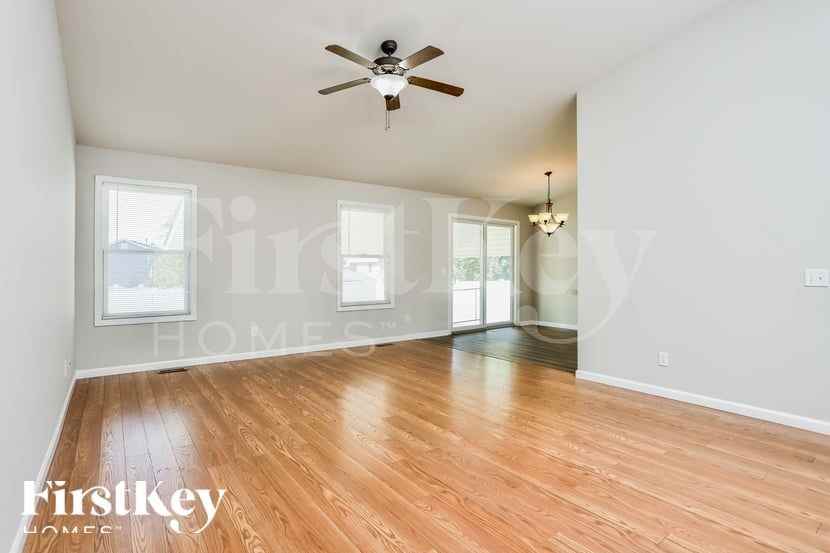 456 Fawn Run Dr - Photo 3 of 15