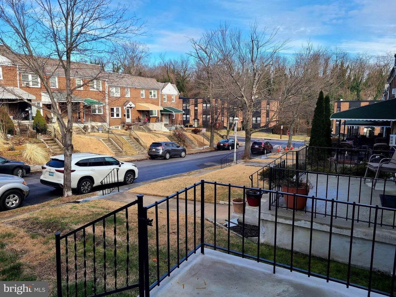 4715 Dartford Ave - Photo 3 of 37