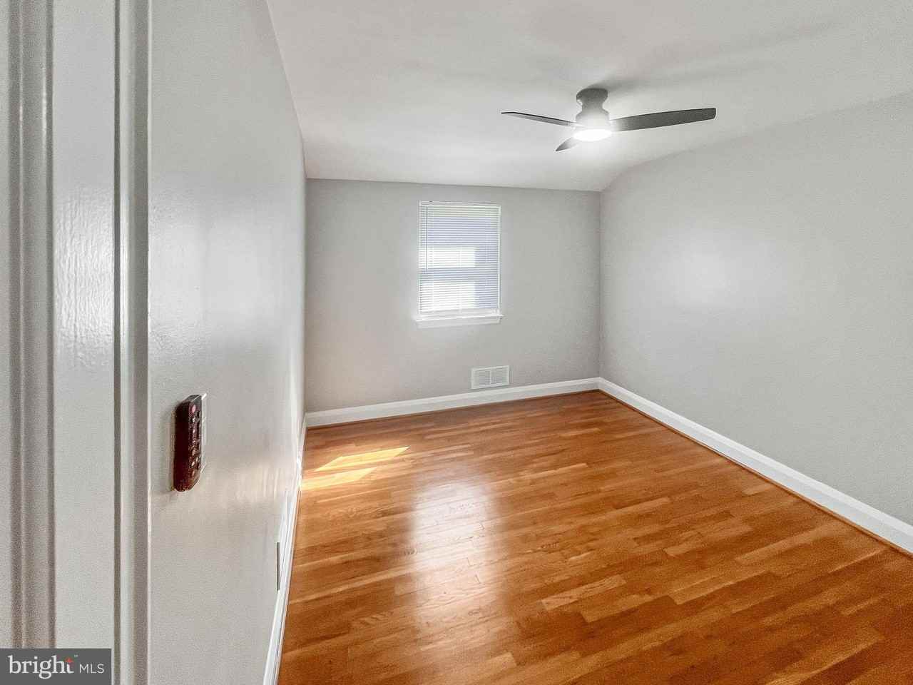 5755 Maplehill Rd - Photo 4 of 9