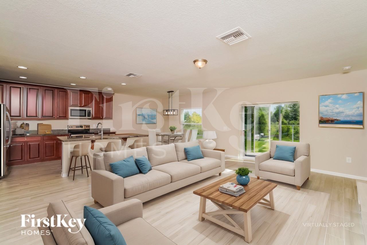 19116 Malinche Loop - Photo 3 of 18