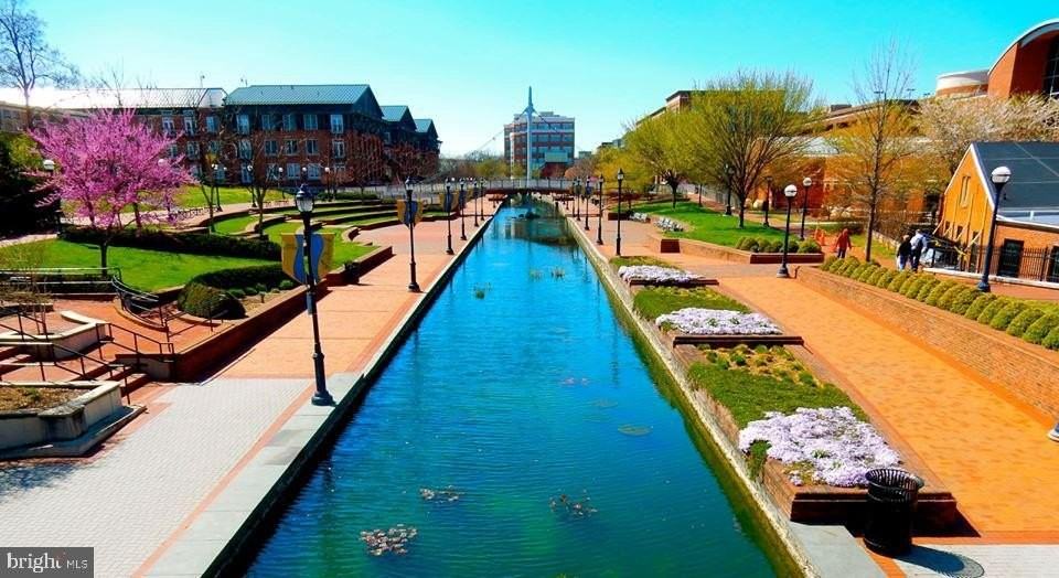 35 E All Saints St Unit 201 - Photo 4 of 4