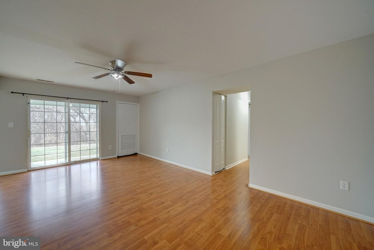 8607 Falls Run Rd Apt B - Photo 5 of 41