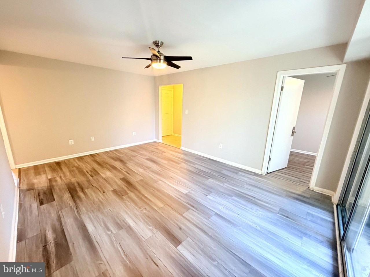 20248 Shipley Ter Apt 102 - Photo 5 of 19