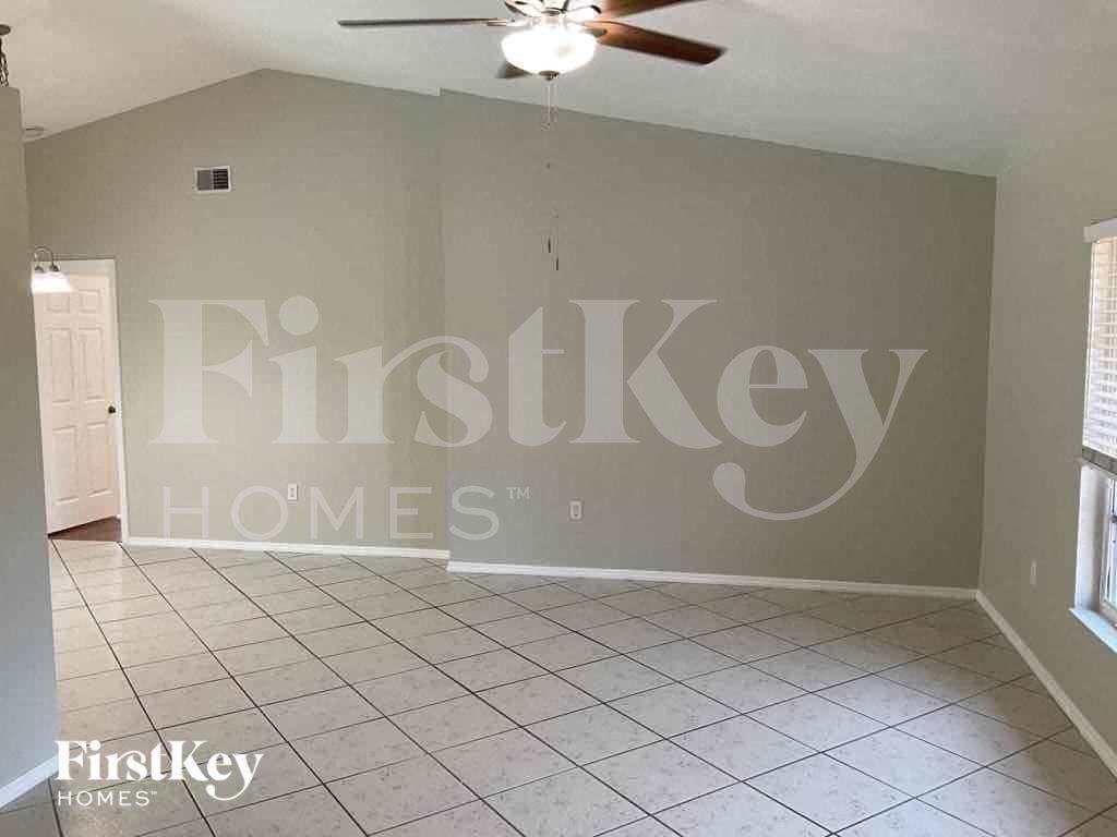 820 Springview Ave Nw - Photo 3 of 23