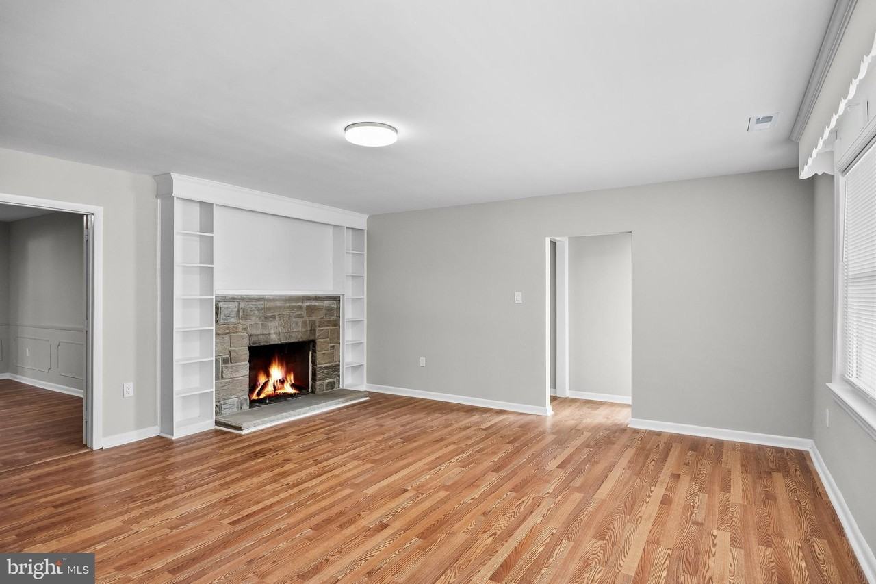 245 Gibbsboro Rd - Photo 7 of 30