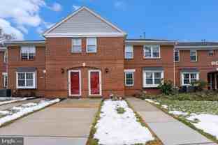 750 E Marshall St Apt 211 - Photo 1 of 1