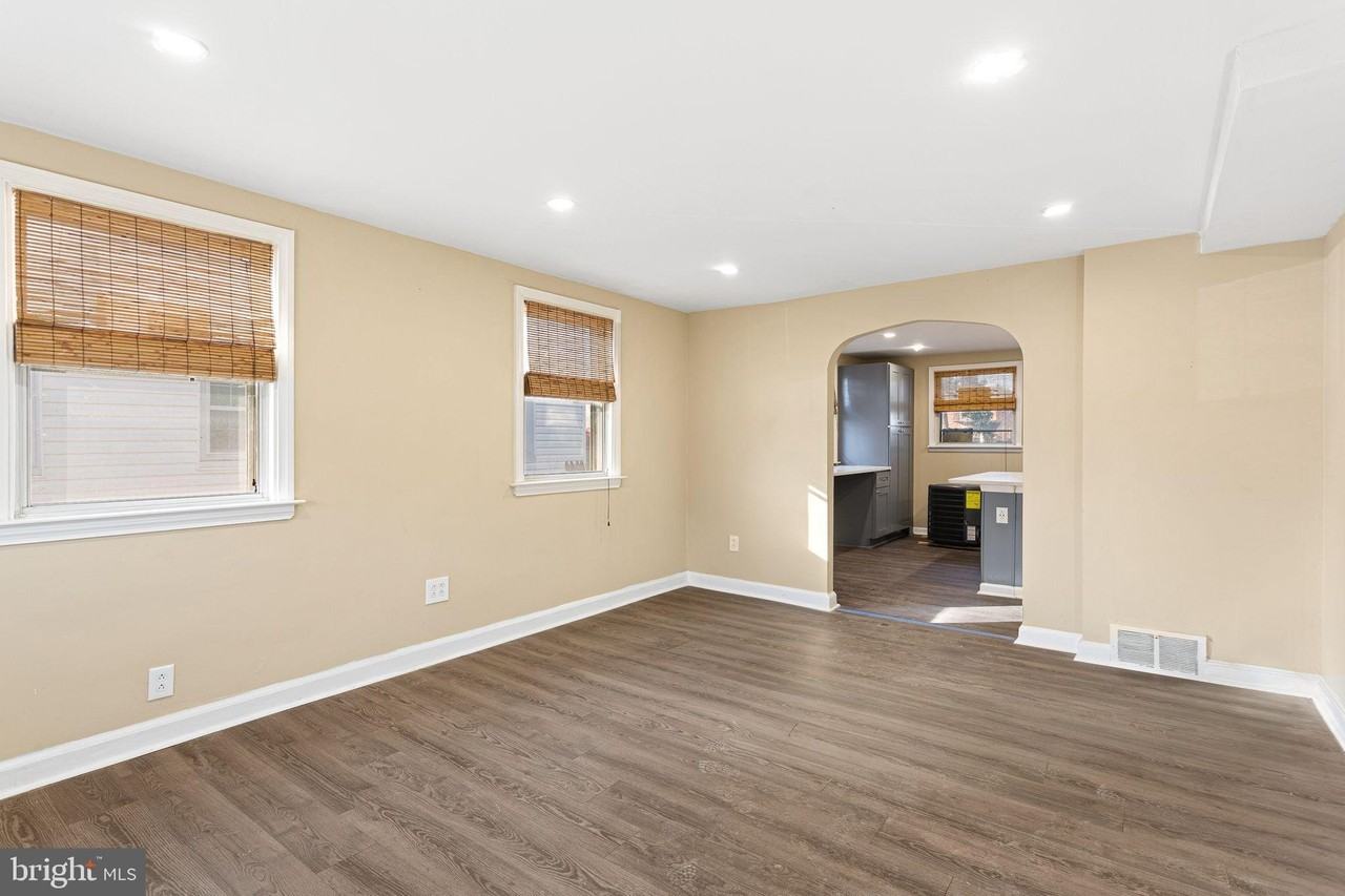 112 Juliana Ter - Photo 2 of 13