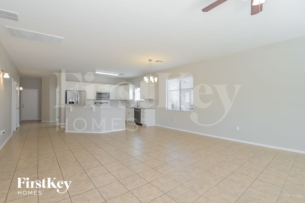 11071 W Willow Field Dr - Photo 4 of 15